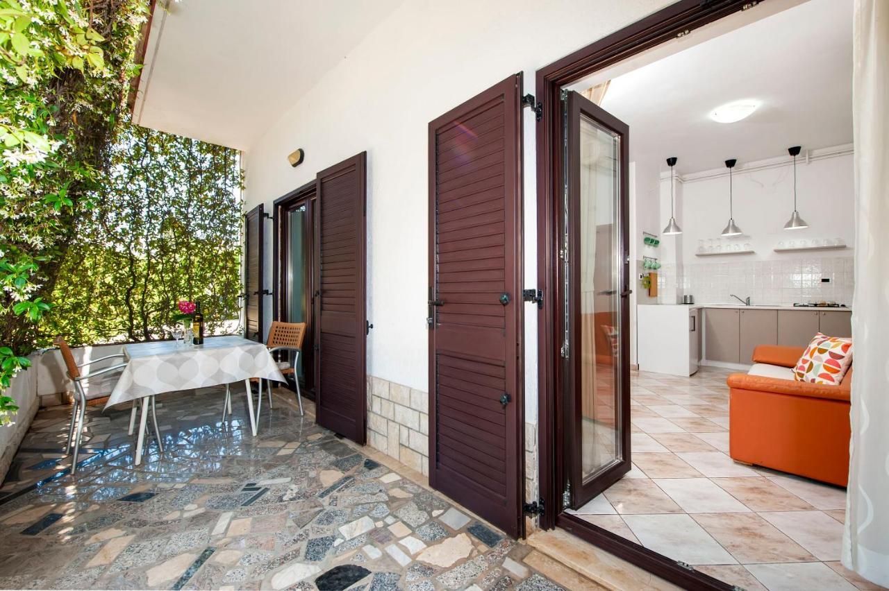 Apartments Milan Rovinj Exterior photo