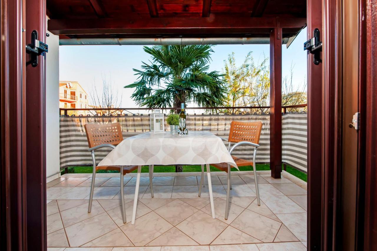 Apartments Milan Rovinj Exterior photo
